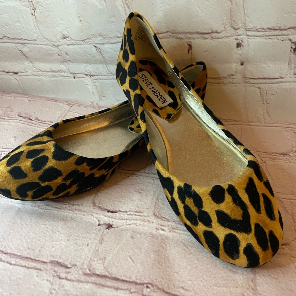 Steve Madden Leopard Print Women's Flats